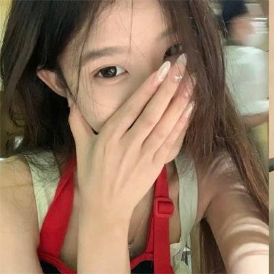 坡道上的红屋顶